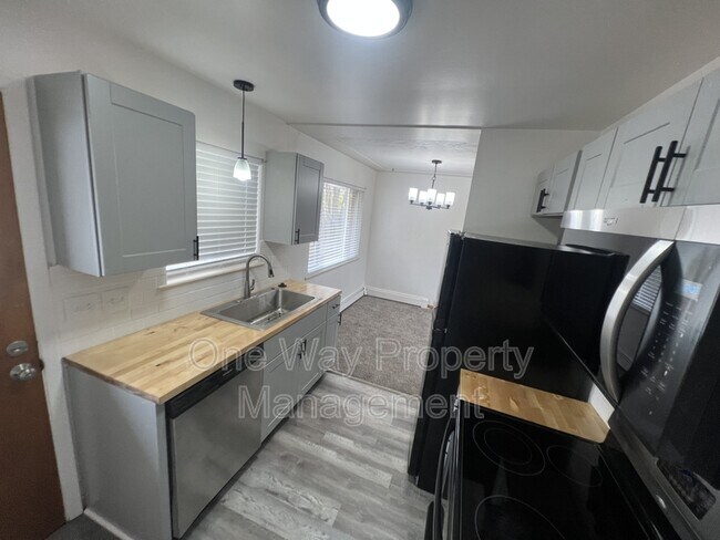 Foto del edificio - 2152 19th Ave