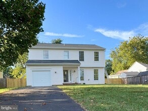 Building Photo - 9100 Karlo St
