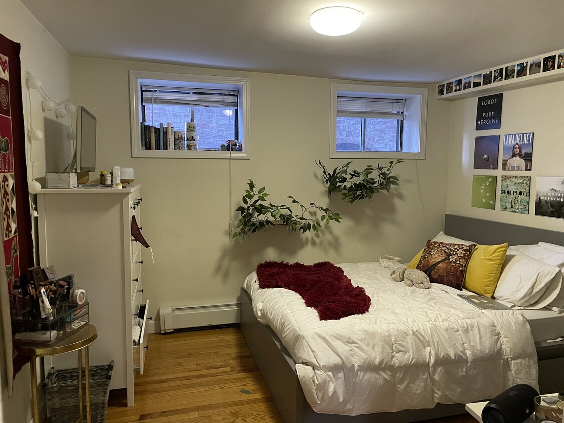 1426 Commonwealth Ave Unit B1, Boston, MA 02135 1426 Commonwealth