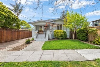 Building Photo - 3114 Madison St