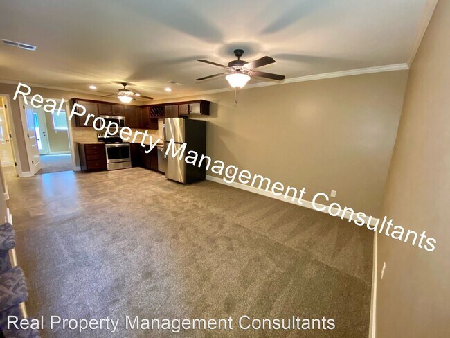 Foto del edificio - 3 br, 2 bath House - 8344 N Kensington Ave