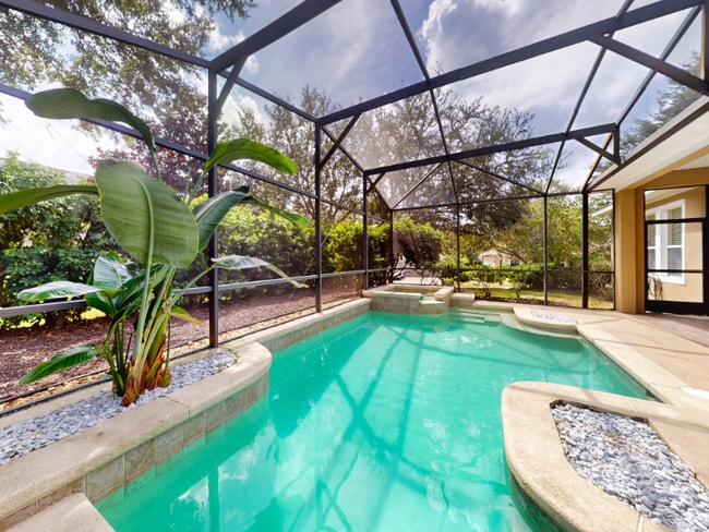 Building Photo - 610 Victoria Hills Dr