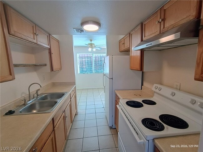 Building Photo - 3647 Kolendo Ct