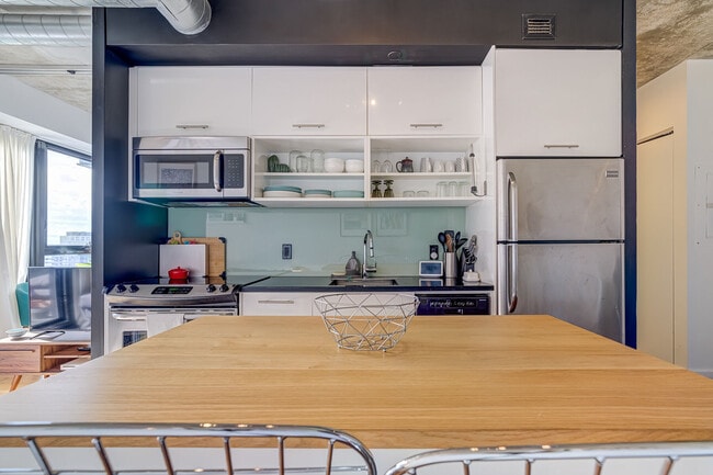 Building Photo - 51 Trolley Cres