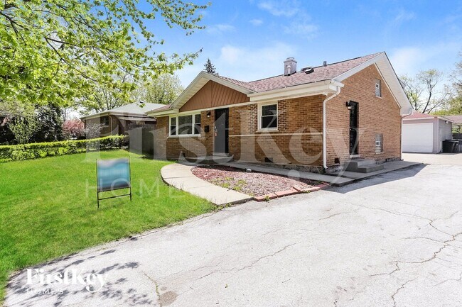 Foto del edificio - 3815 212th Pl