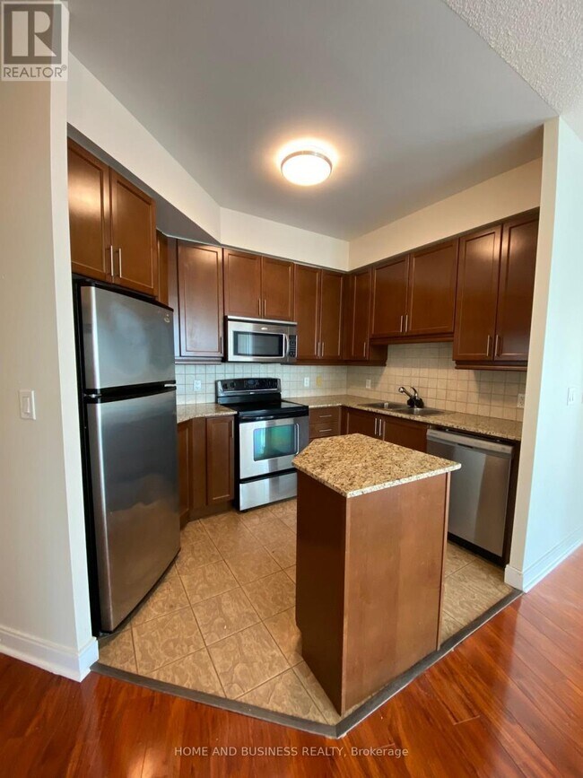 Building Photo - 70 Absolute Ave