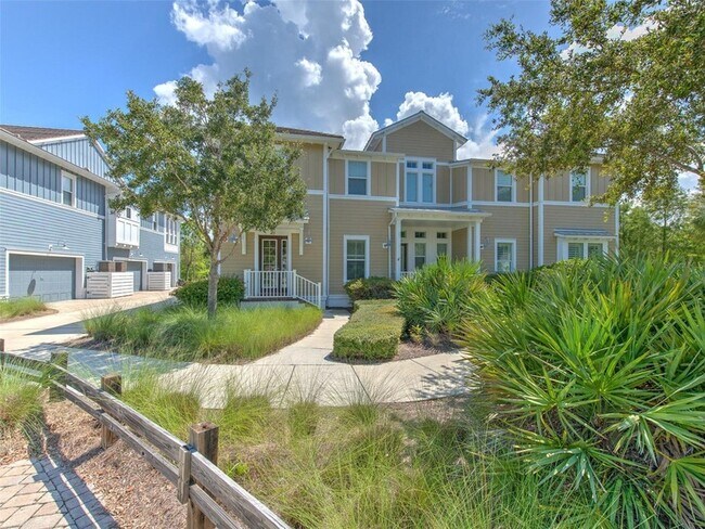 Foto del edificio - 325 Sapphire Lake Dr