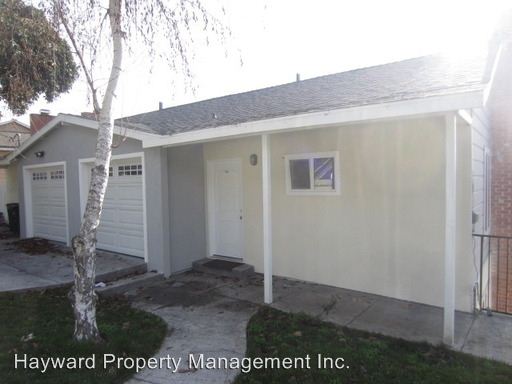 Primary Photo - 1380 Highland Blvd