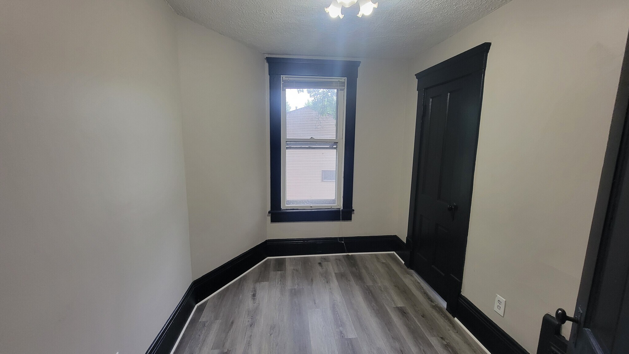 84 Bittman St Akron, OH 44303 – photo 5