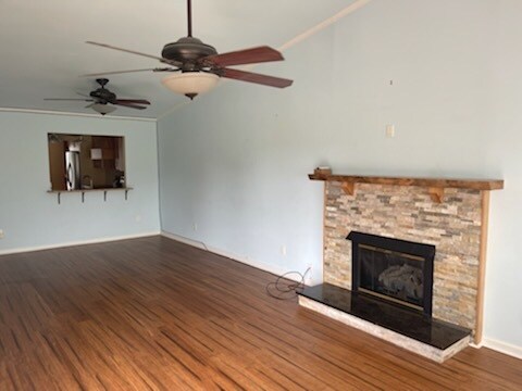 Building Photo - 112 Mallard Cove