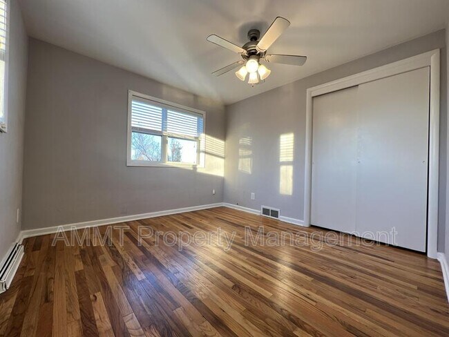 Foto del edificio - 2990 1/2 8th Street