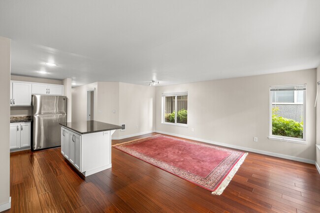 Foto del edificio - 3043 14th Ave W