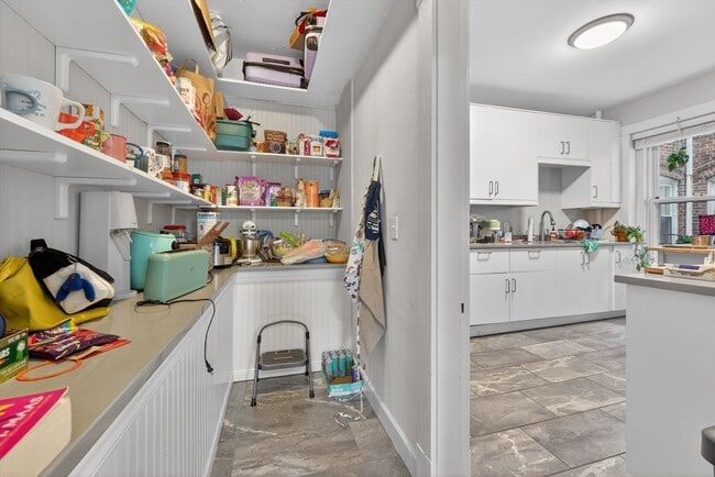 Building Photo - 805 Washington St