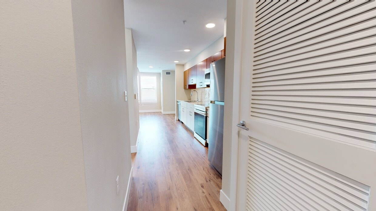 Photo - Flatiron Flats Apartments