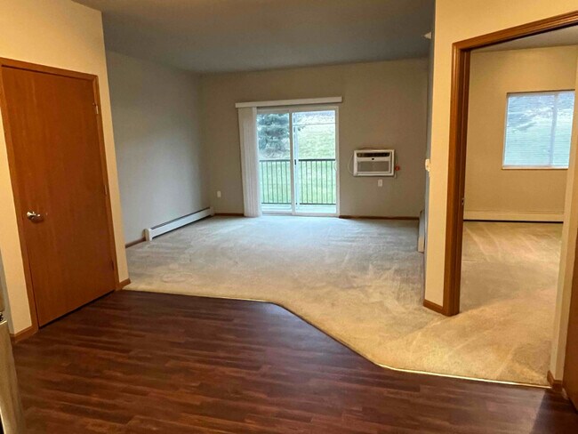 Building Photo - 2107 N Highland Ave