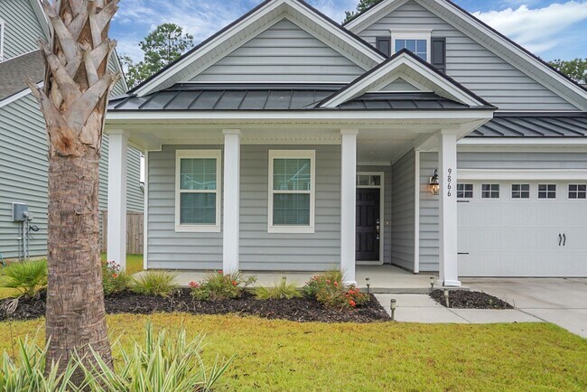 Building Photo - Remarkable 3 BR/ 2 BA Home With Solar Panels