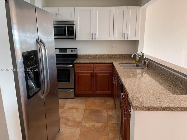 Foto del edificio - 9001 SW 77th Ave