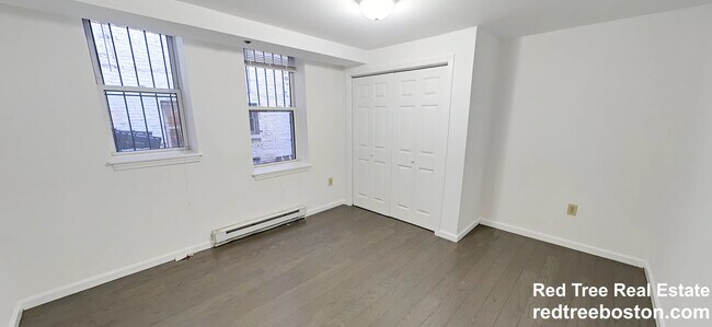 Foto del edificio - 112 Queensberry St