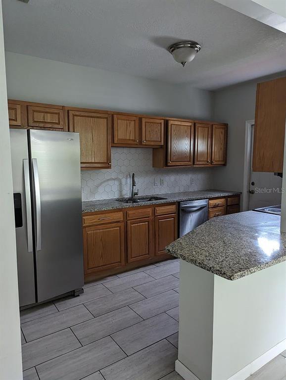 Foto del edificio - 325 W Jean St