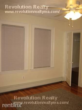 Building Photo - 71 Trowbridge St