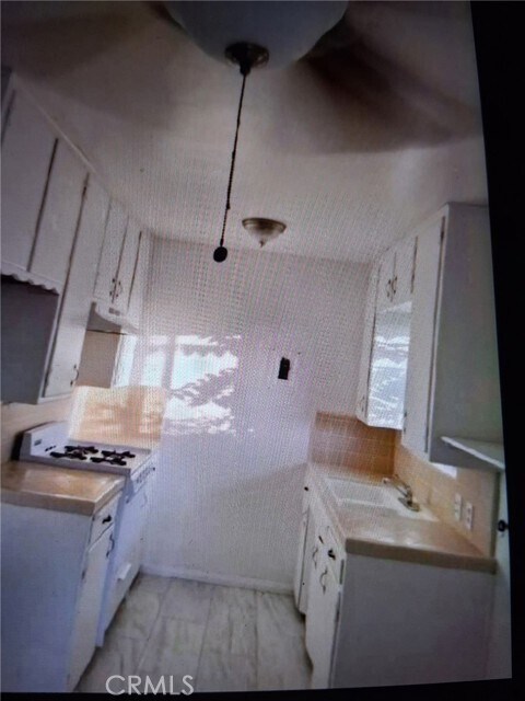 Foto del edificio - 34947 Ave A