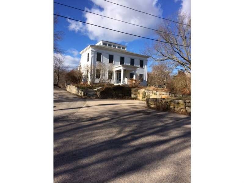 46 Hopkins Ln, South Kingstown, RI 02879 Apartments in South