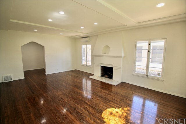 Building Photo - 214 S Hamilton Dr