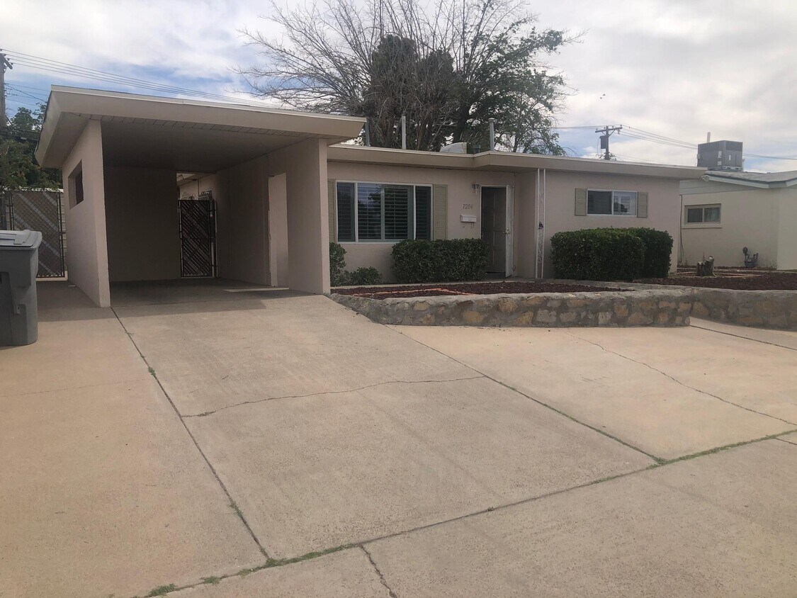7204 Cielo Vista Dr, El Paso, TX 79925 House for Rent in El Paso, TX