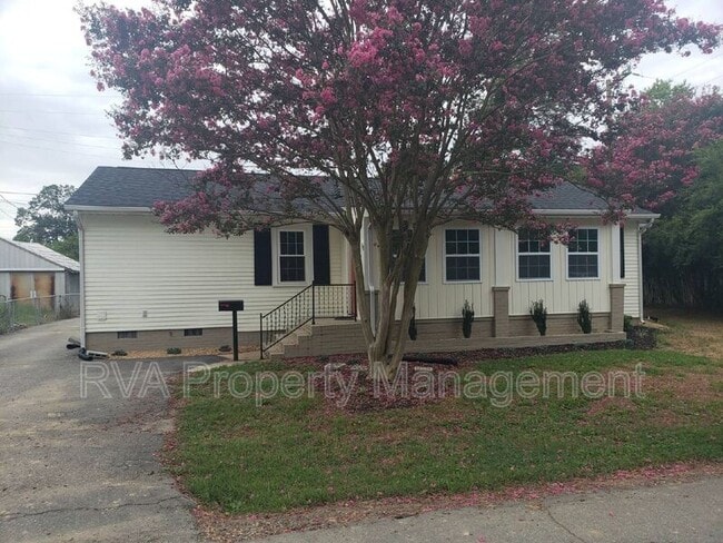 Foto del edificio - 13 W Berry St