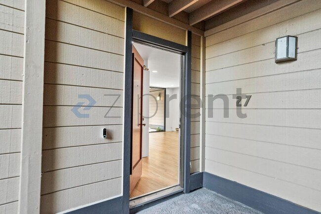 Foto del edificio - Unit 27