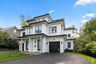 Building Photo - 18 Cragmore Rd
