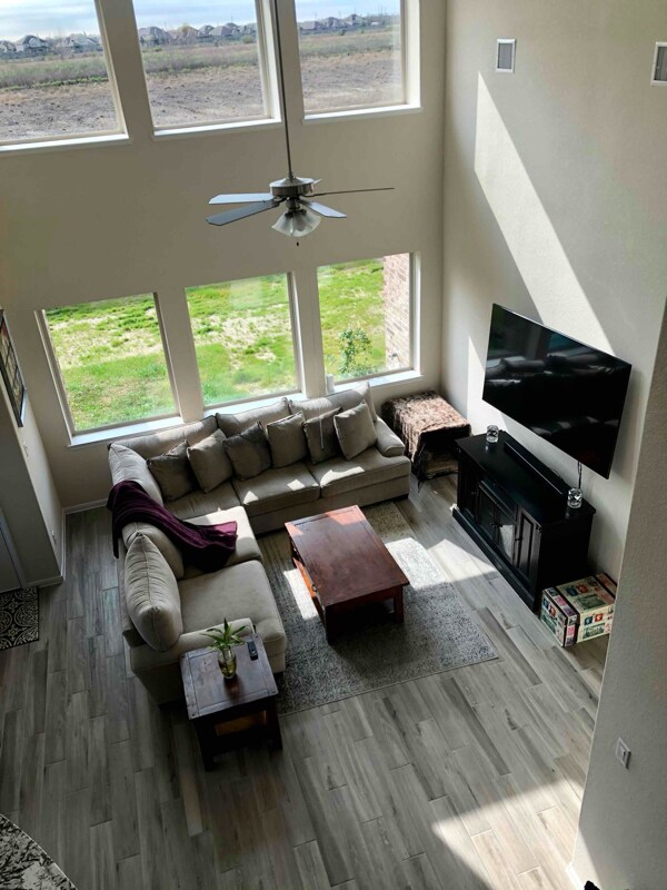 Building Photo - 13203 Apple Tree Cir