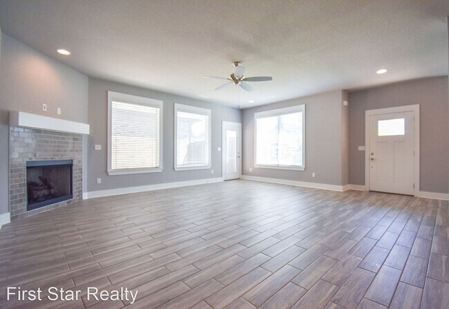 Building Photo - 4 br, 3.5 bath House - 748 N Malbec Rd