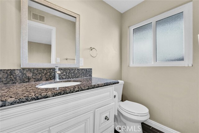 Foto del edificio - 9761 Royal Palm Blvd