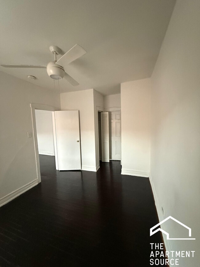 Foto del edificio - 931 W Sunnyside Ave