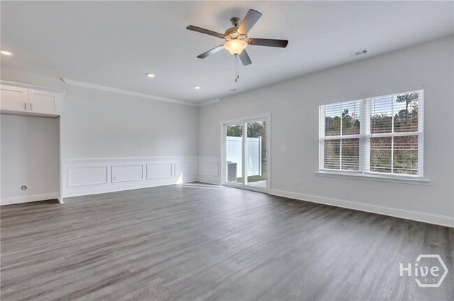 Building Photo - 524 Gov Treutlen Cir