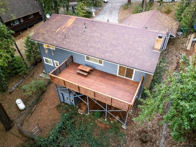 Building Photo - 3 Bedroom Single Family Home in Colfax