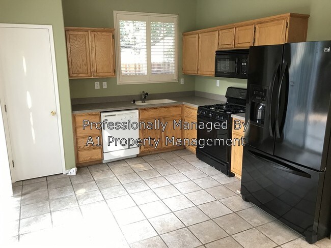 Building Photo - 8757 Dove Tree Ln