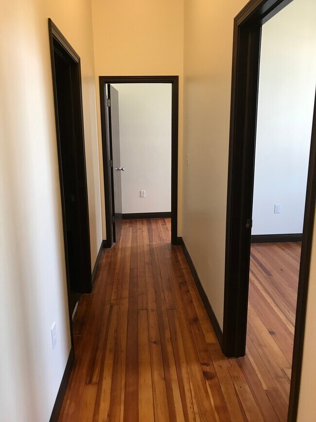 Foto del edificio - Ellis Urban Lofts