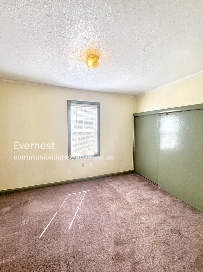 Building Photo - 509 3rd St SW