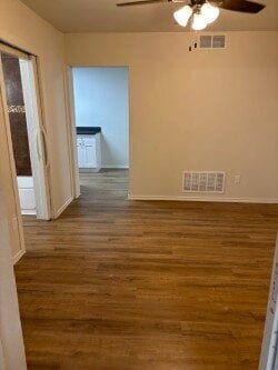 Photo - "Charming 1-Bedroom Retreat with Granite Elegance in the Heart of Arlington!" Apartment