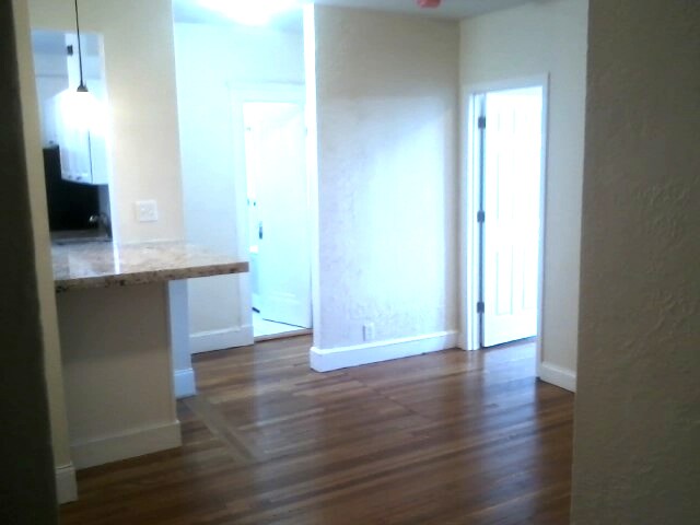 Foto del edificio - 1999 Commonwealth Ave