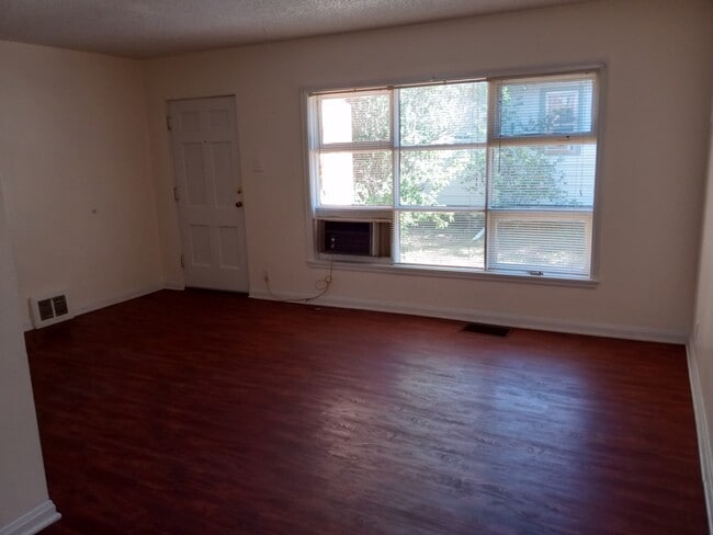 Living Room - 3050 Snyder Ave