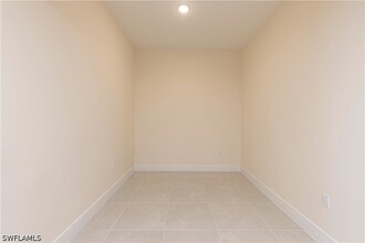 Building Photo - 26610 Rosewood Pointe Dr
