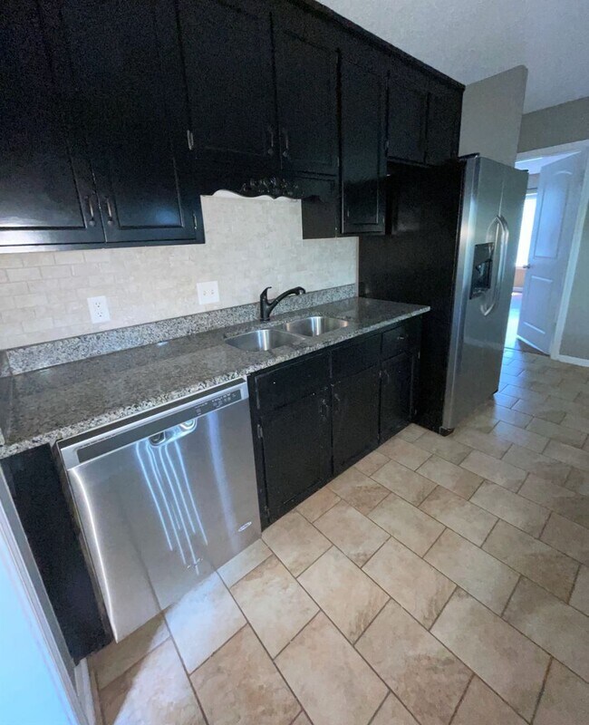 Building Photo - Available NOW!