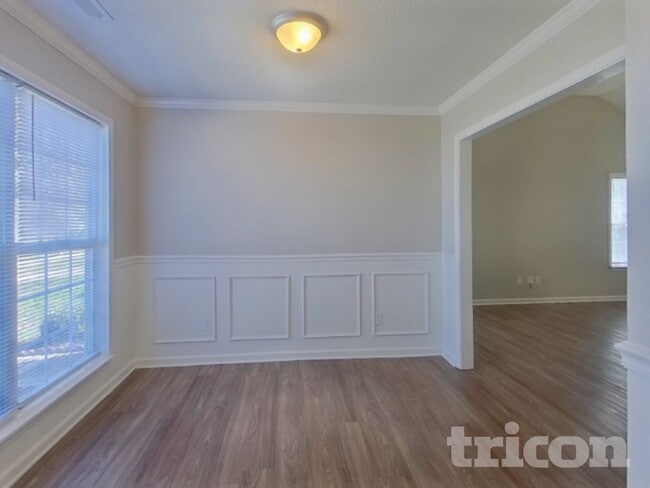 Building Photo - 12020 Brownestone View Dr