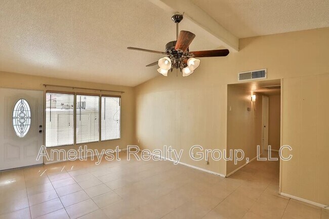 Building Photo - 649 S Power Rd