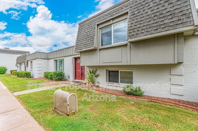 Foto del edificio - 4937 N Granite Reef Rd