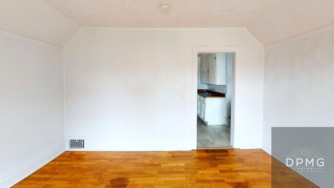 Foto del edificio - 129 S Hosmer St