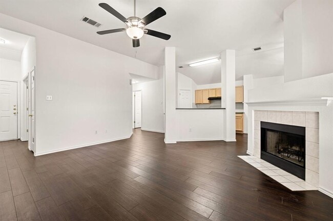 Building Photo - 3402 Settlement Dr